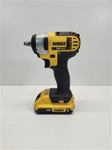 DEWALT DCF883